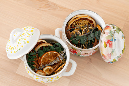 Simmering Potpourri Enamel Pot